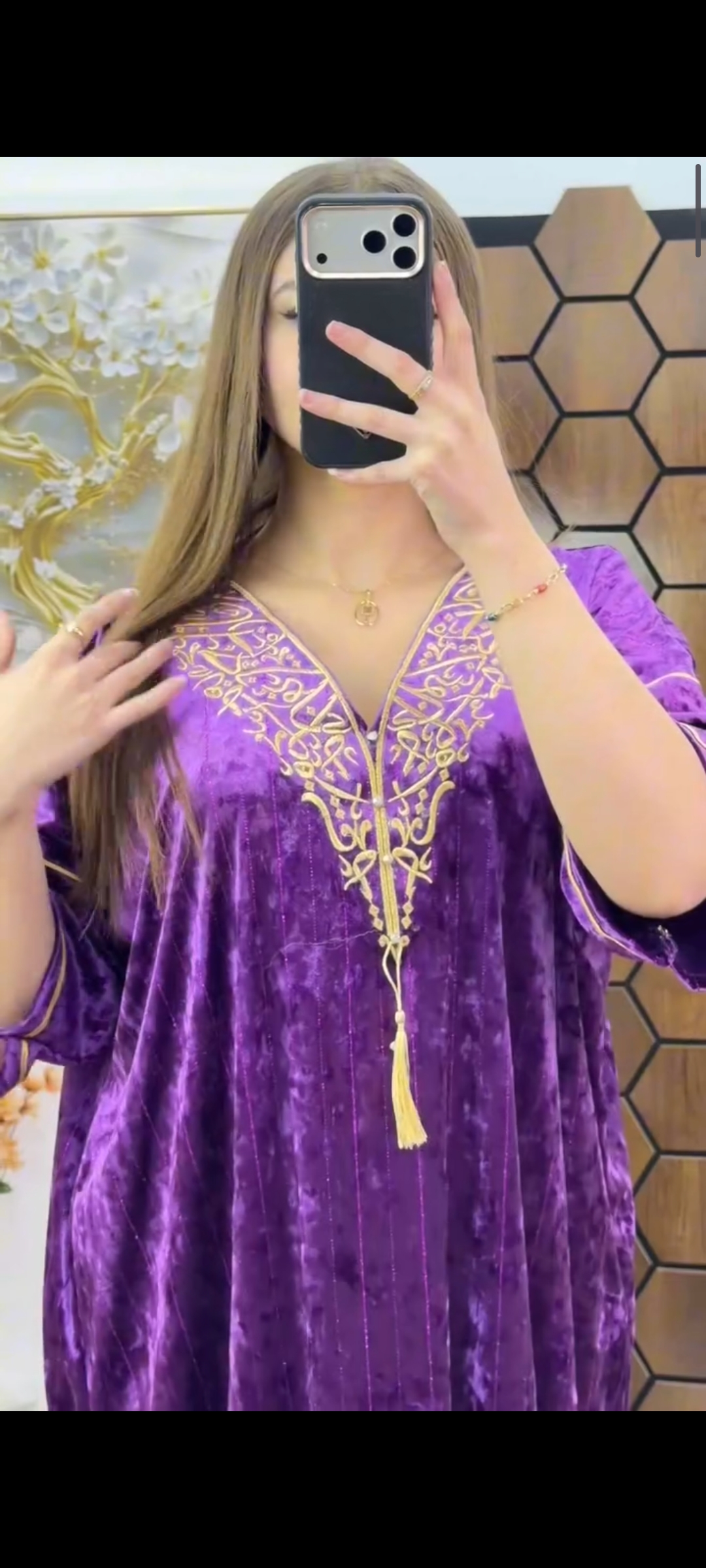 جبة قطرية بقطيفة سيروم 7